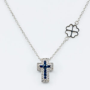 Collana croce Angelus bianco zaffiri - Gioielleria Casavola di Noci - gioiello in oro bianco 18 carati con diamanti - idee regalo battesimo maschietto