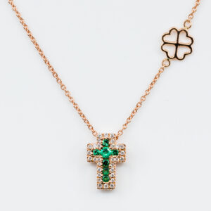 Collana croce Angelus rose smeraldi - Gioielleria Casavola di Noci - gioiello in oro rosa 18 carati con diamanti - idee regalo per battesimo madrina