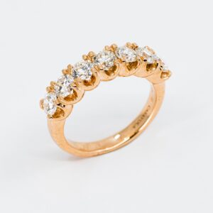 Veretta 7 diamanti rosé - anello in oro rosa 18 carati - idee regalo per proposta di matrimonio importante - Gioielleria Casavola di Noci