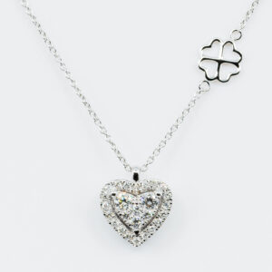 Collana Cuore Liberty Curvy - Gioielleria Casavola di Noci - gioiello in oro bianco 18 carati con diamanti - idee regalo per proposta di fidanzamento romantica