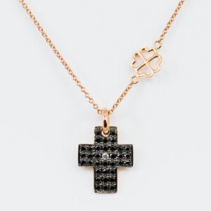 Collana croce diamanti neri Angelus Rosé - Gioielleria Casavola di Noci - gioiello in oro rosa 18 carati - idee regalo cresima ragazzo