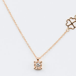 Collana punto luce diamante Starlight Rose - Gioielleria Casavola di Noci - gioiello in oro rosa 18 carati - idee regalo compleanno fidanzata