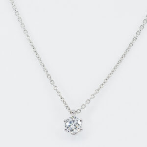 Collana punto luce diamante Sparkling White - Gioielleria Casavola di Noci - gioiello in oro bianco 18 carati - idee regalo compleanno fidanzata