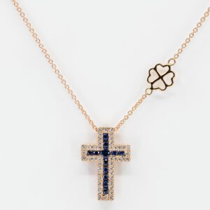 Collana croce Grand Angelus zaffiri rosè - Gioielleria Casavola di Noci - gioiello in oro rosa 18 carati con diamanti - idee regalo cresima adulto donna