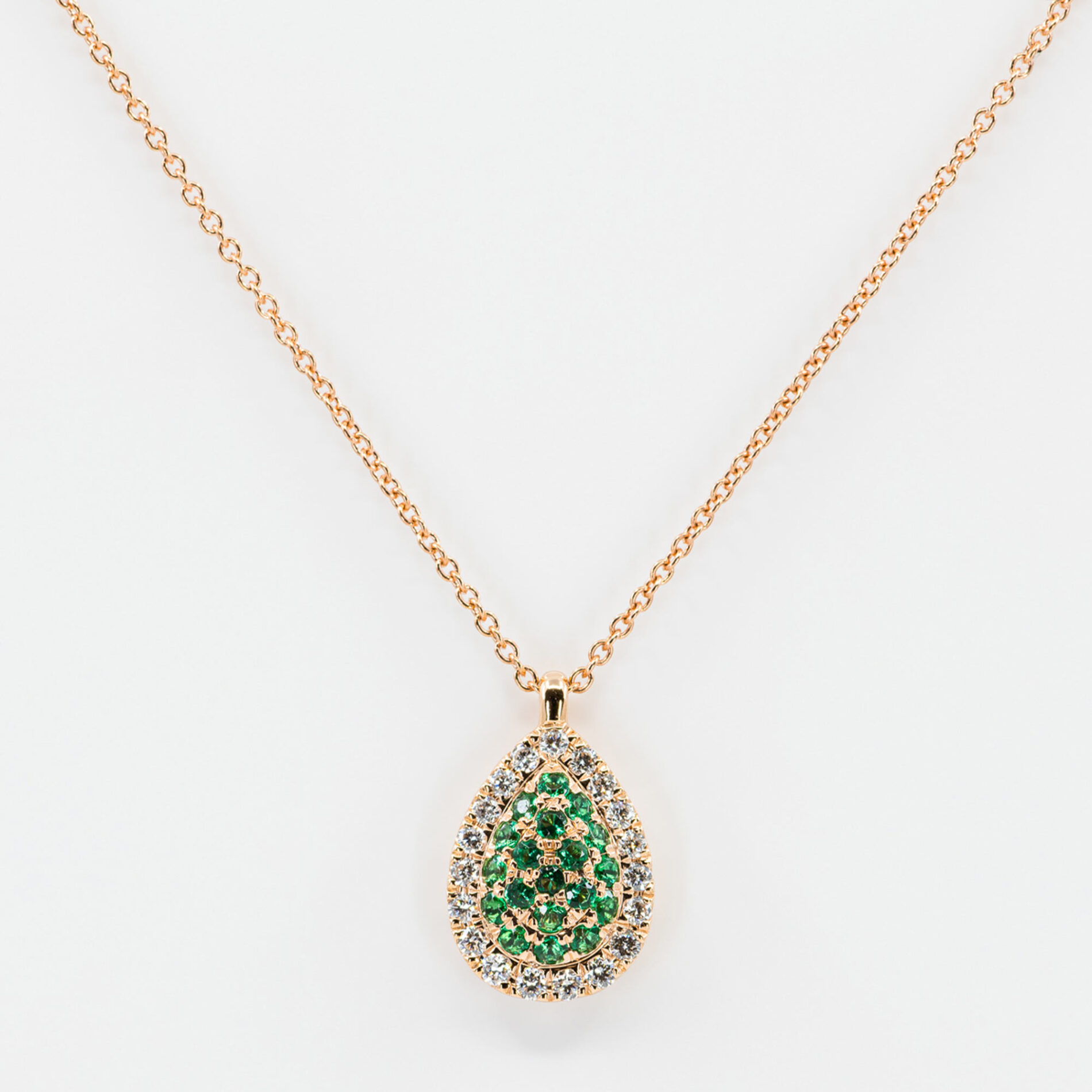 Collana goccia Liberty Rose smeraldi - Gioielleria Casavola di Noci - in oro rosa 18 carati con diamanti - idee regalo per una neomamma