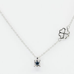 Collana punto luce zaffiro Starlight White - Gioielleria Casavola di Noci - gioiello in oro bianco 18 carati - idee regalo compleanno 18 anni ragazza