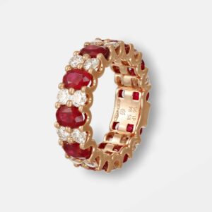 Anello Infinity rubini e diamanti Rosé - Gioielleria Casavola di Noci - in oro rosa 18 carati - idee regalo per donna in carriera