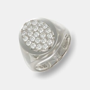 Anello da mignolo chevalier diamanti white Prestige - Gioielleria Casavola di Noci - gioiello in oro bianco 18 carati - idee regalo compleanno 30 anni donna