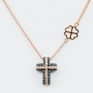 Collana croce diamanti Angelus Soft Large Rosé - Gioielleria Casavola di Noci - gioiello in oro rosa 18 carati - idee regalo cresima ragazza
