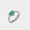 Anello con cuore smeraldo e diamanti Prestige White - Gioielleria Casavola di Noci - idee proposta di matrimonio importante - oro bianco