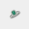 Anello rosetta smeraldo rettangolare Prestige - Gioielleria Casavola di Noci - idee regalo compleanno mamma 50 anni - per lei