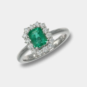 Anello rosetta smeraldo rettangolare Prestige - Gioielleria Casavola di Noci - in oro bianco 18 carati con diamanti - idee regalo compleanno 60 anni moglie