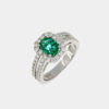 Anello smeraldo Zambia pavé Prestige - Gioielleria Casavola di Noci - idee regalo compleanno 50 anni moglie - oro bianco e diamanti