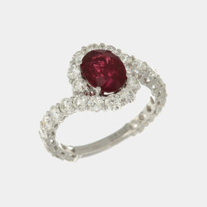 Anello rubino certificato Mozambico Prestige White - Gioielleria Casavola di Noci - in oro bianco 18 carati con diamanti - idee regalo per una donna che ha già tutto