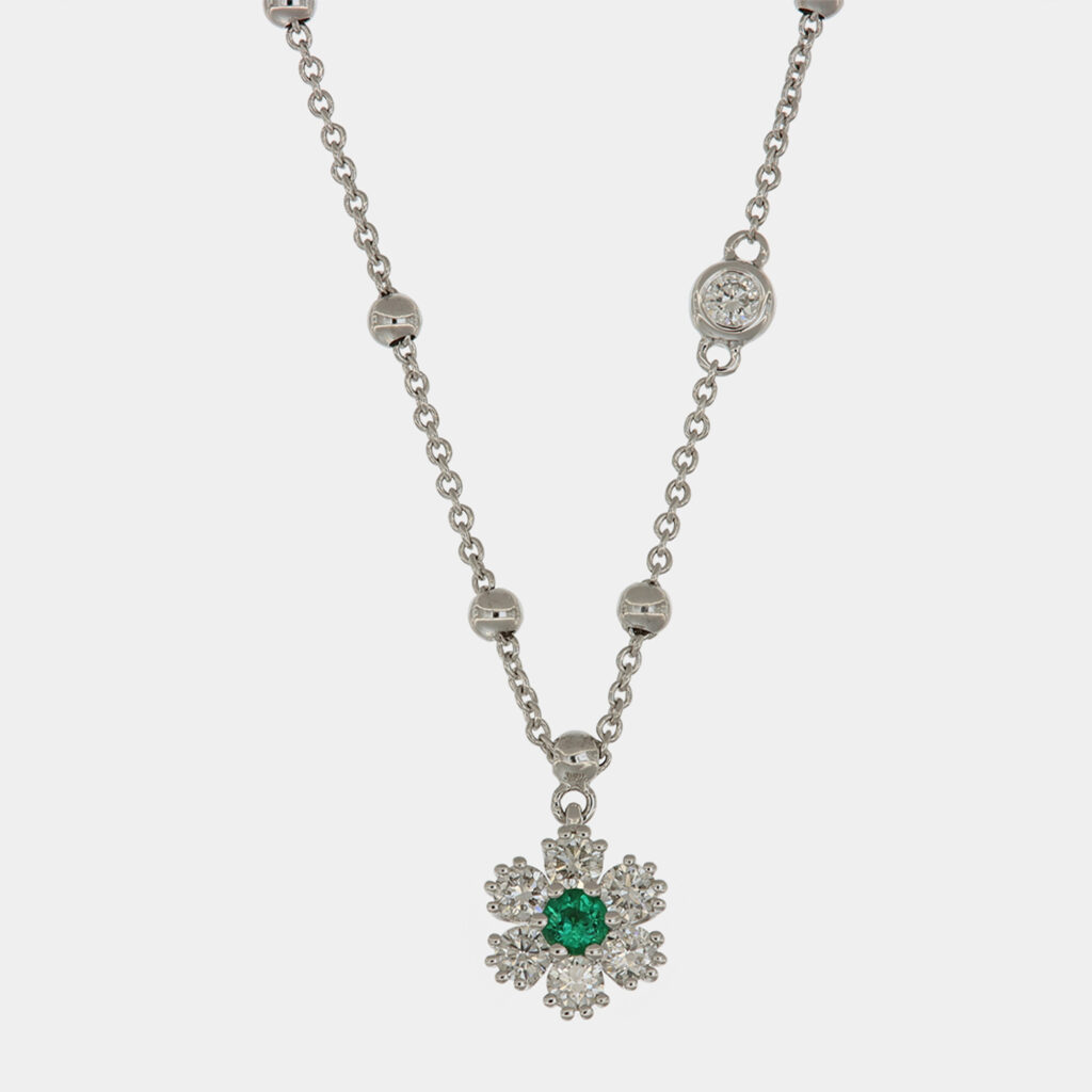 Collana smeraldo Altea Nature White - Gioielleria Casavola di Noci - in oro bianco 18 carati con diamanti - idee regalo per una neomamma