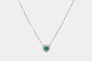 Collana cuore oro bianco zircone verde - Gioielleria Casavola di Noci - idee regalo compleanno 20 anni ragazza