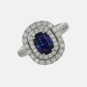 Anello double halo zaffiro Prestige - Gioielleria Casavola di Noci - gioiello in oro bianco 18 carati con diamanti - idee regalo compleanno 60 anni mamma