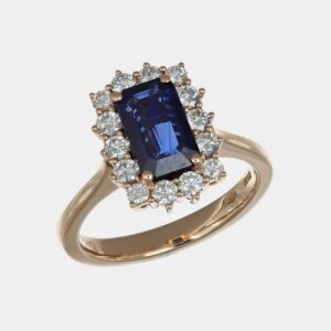 Anello zaffiro ottagonale pavé Prestige Rosé - Gioielleria Casavola di Noci - gioiello in oro rosa 18 carati con diamanti - idee regalo per una donna che ama il lusso