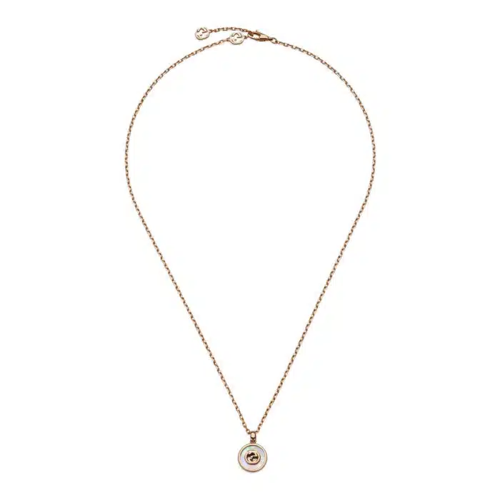 Gucci Interlocking YBB789342001 - Gioielleria Casavola di Noci - collana in oro rosa con pendente madreperla bianco e diamanti - immagine del retro