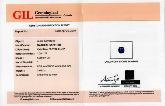 Anello zaffiro cushion con diamanti mezzaluna White Prestige - Gioielleria Casavola di Noci - pietra preziosa certificata dal laboratorio di gemmologia GIL Canada