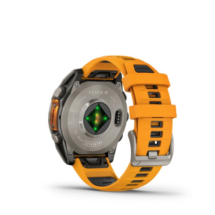 Garmin Fenix 8 47 mm Sapphire Titanium AMOLED - Gioielleria Casavola di Noci - smartwatch GPS con sensore cardio di quinta generazione - cinturino arancione