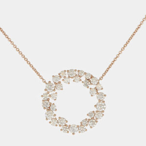 Collana cerchio diamanti pavé Rosé Prestige - Gioielleria Casavola di Noci - gioiello in oro rosa 18 carati - idee regalo compleanno fidanzata giovane