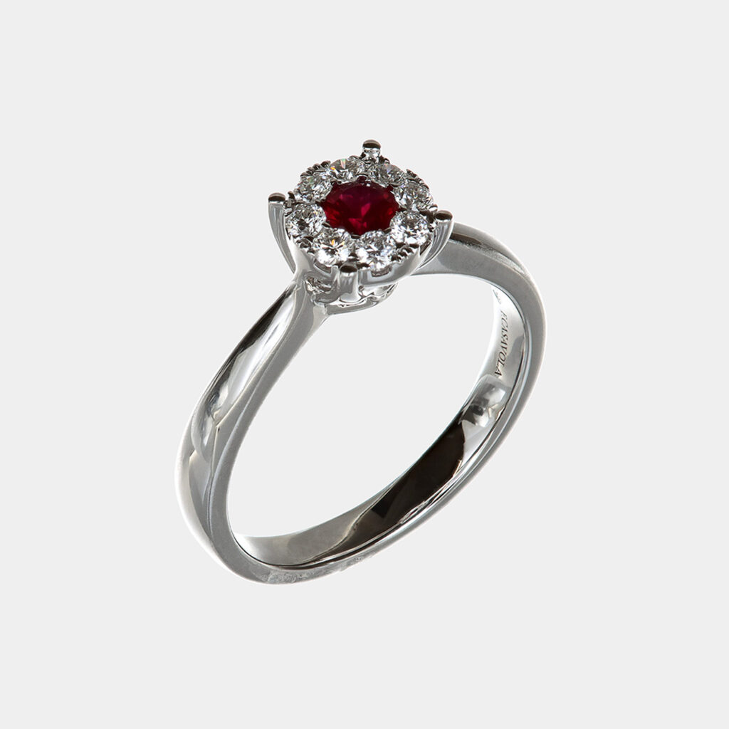 Anello Invisible rubino e diamanti White - Gioielleria Casavola di Noci - gioiello in oro bianco 18 carati - idee regalo compleanno 18 anni ragazza