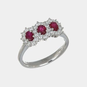 Anello rosetta trilogy rubini White Prestige - Gioielleria Casavola di Noci - in oro bianco 18 carati con diamanti - idea regalo per proposta di matrimonio originale