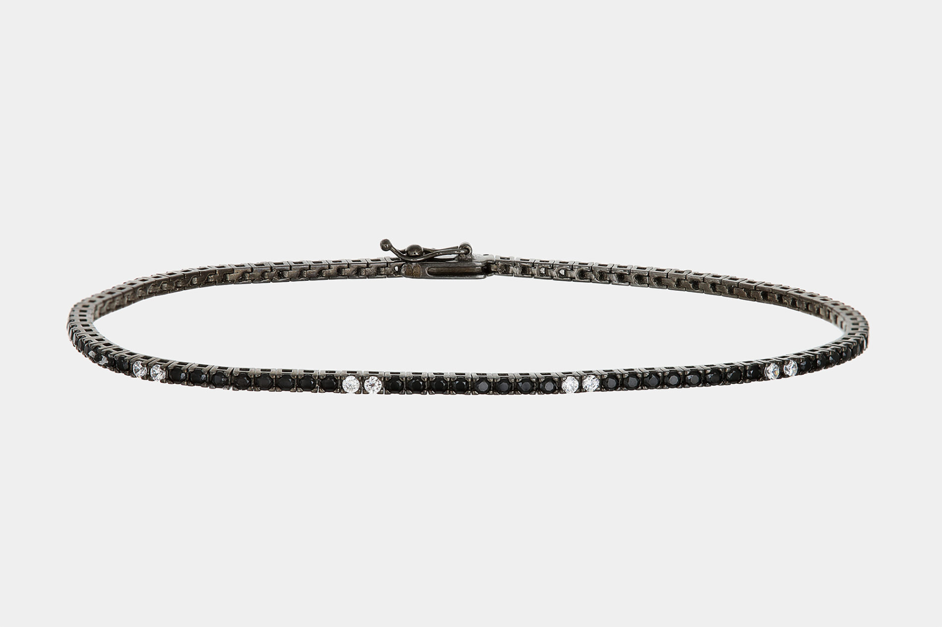 Bracciale tennis oro brunito uomo con zirconi neri - Gioielleria Casavola di Noci - idee regalo compleanno fidanzato 20 anni