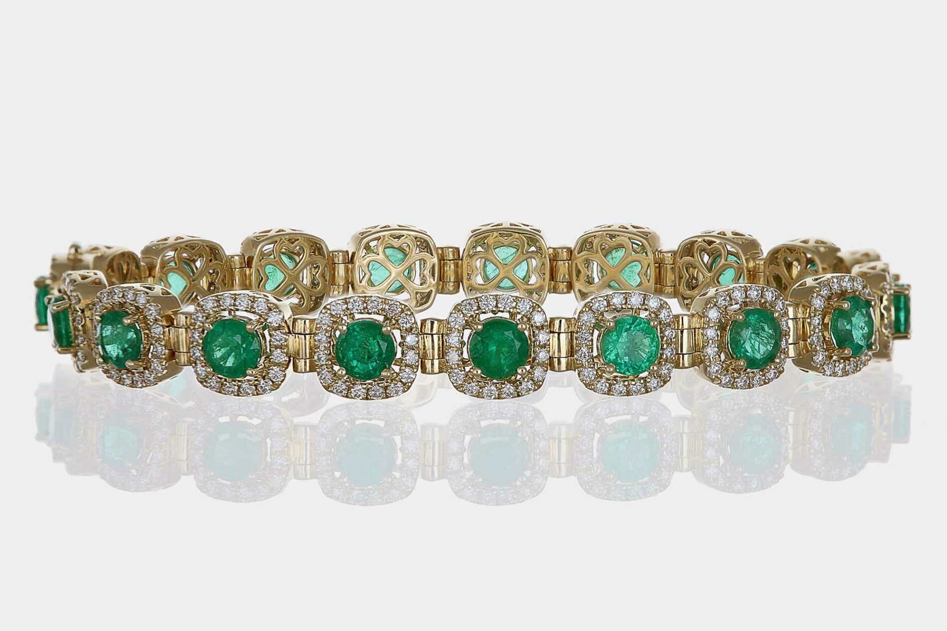 Bracciale in oro giallo con smeraldi e diamanti Prestige - Gioielleria Casavola di Noci - idee regalo compleanno