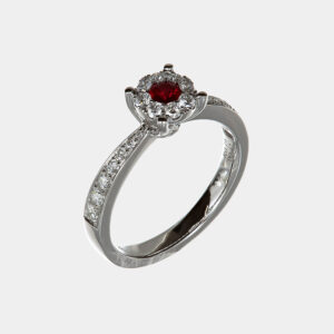 Anello Invisible rubino e pavé diamanti White - Gioielleria Casavola di Noci - gioiello in oro bianco 18 ct - idee regalo compleanno 18 anni ragazza