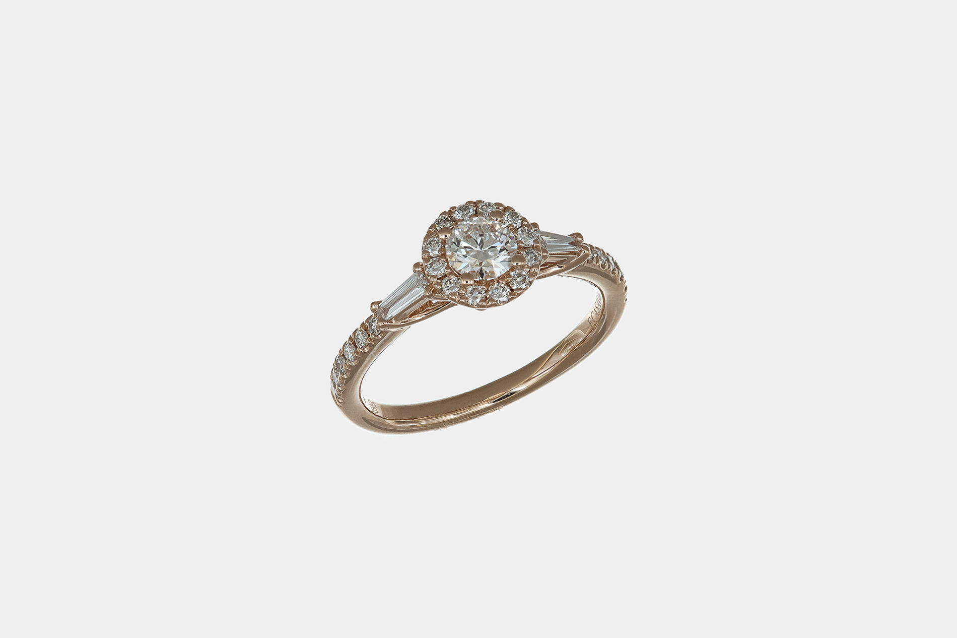 Anello solitario 0.38 ct Glow Wing Rosè - Gioielleria Casavola di Noci - gioiello in oro rosa 18 carati - idea per una proposta di matrimonio importante