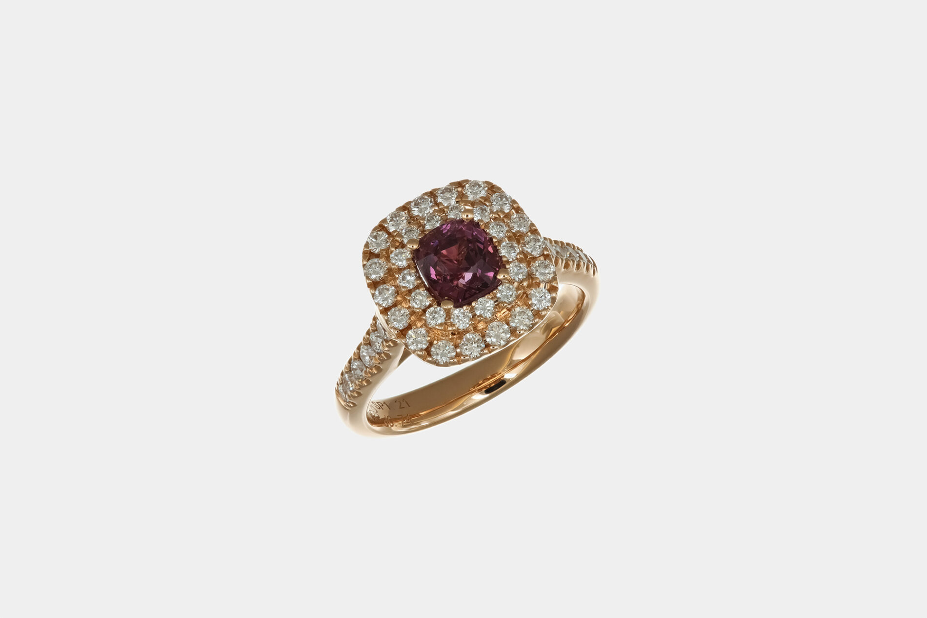 Anello Halo con spinello Burma 1.21 ct Prestige Rosé - Gioielleria Casavola di Noci - gioiello in oro rosa 18 carati - idee regalo donna che ama oggetti originali