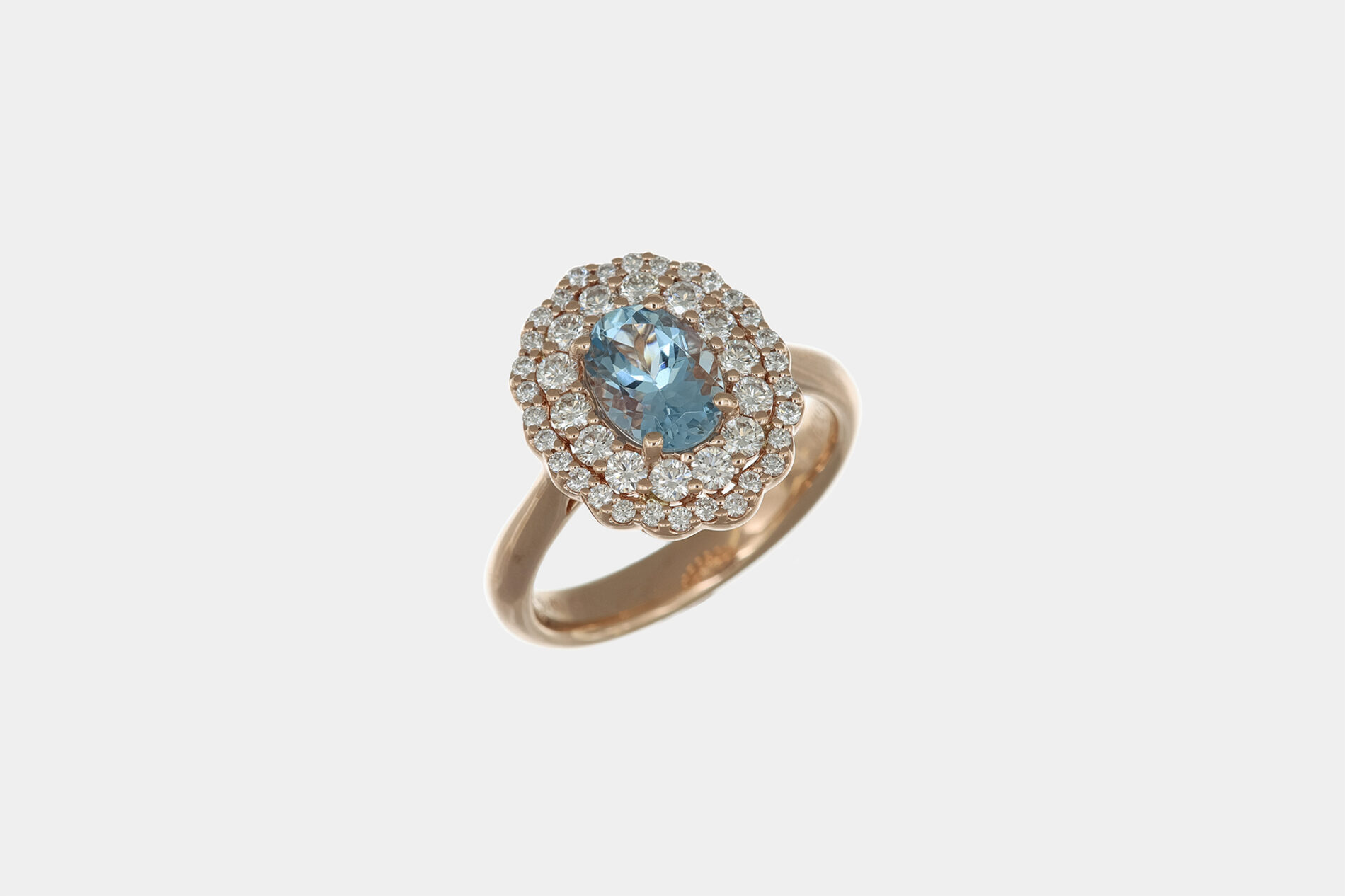Anello oro rosa acquamarina ovale 1.16 ct Prestige Rosé - Gioielleria Casavola di Noci - gioiello con diamanti - idee regalo per terzo anniversario matrimonio
