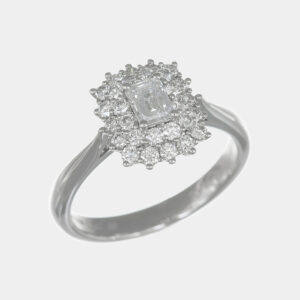 Anello solitario Halo White - Gioielleria Casavola di Noci - in oro bianco 18 carati - idee regalo proposta di matrimonio da sogno