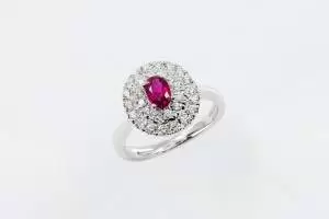 Anello double halo rubino little Prestige - Gioielleria Casavola Noci - idee per proposta di matrimonio
